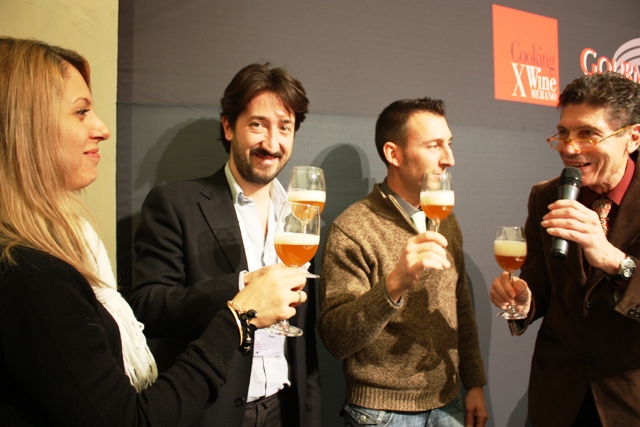 un brindisi con la birra e con Aldo Fiordelli