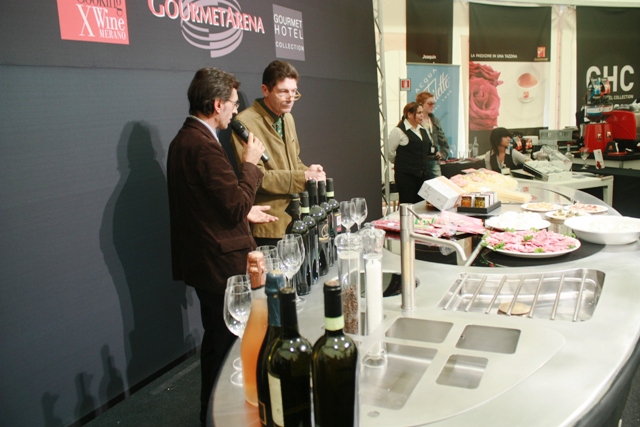 Dante del Vecchio presenta alcuni vini della Regione Campania