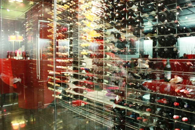 la cantina a vista al centro della sala