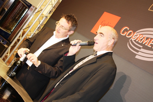 Helmut Koecher presenta i vini di COntadi Castaldi