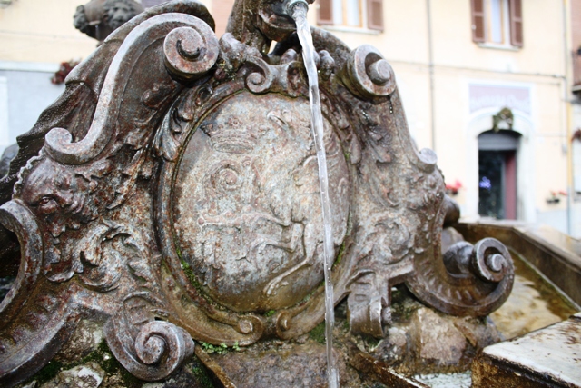 dettaglio della fontana