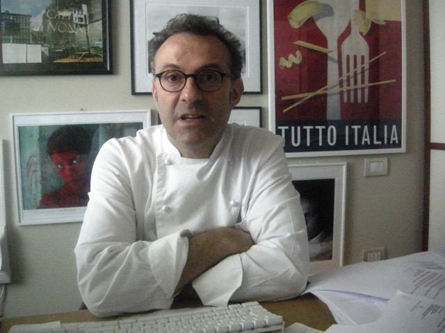 massimo-bottura Massimo Bottura nel suo ufficio