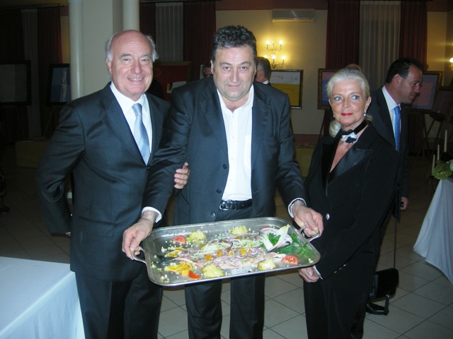 montresor-e-azzurra1 Paolo Montresor con la moglie e Maurizio Signorini dell' Azzurra