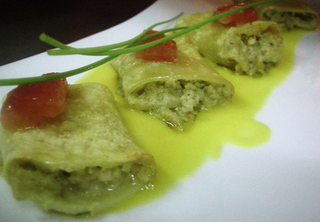 paccher paccheri gratinati ripieni di triglie salsa peperoni