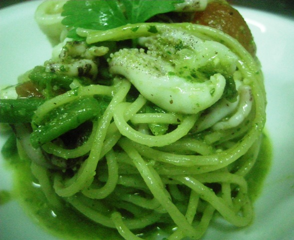 spaghettini-pesto spaghetti al pesto di mare