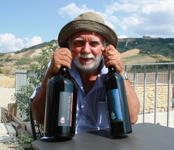 Genuino Del Duca con i suoi vini